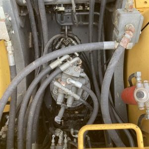 2006 VOLVO EC210B LC