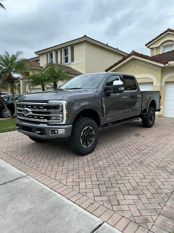 2024 Ford F-350 Super Duty Platinum Tremor Crew Cab 4×4